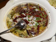 -江渔儿酸菜鱼专门店(明珠广场店)