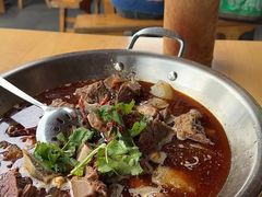 -大众跷脚牛肉馆·非遗传承单位(峨眉山店)