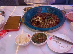 -渔香岛美蛙鱼头火锅(黔灵山公园店)