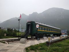 -百里峡七彩艺术小镇