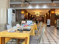 -鹏城人家海鲜酒家·23年老字号(较场尾店)