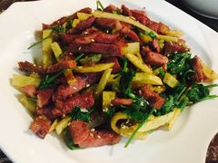 土豆条煸牛肉-德居源