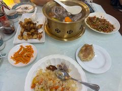 -汗腾格里·风味餐厅(新疆驻京办店)