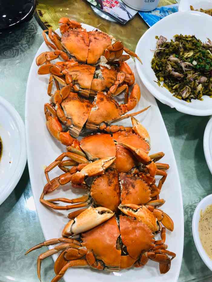 很有大排档感觉就是风大吃得还不错