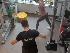 -悦耐私教健身馆(保利中心店)