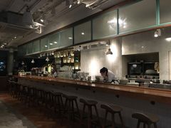 -ROAST coffee & eatery