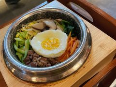 -明洞阿姨·韩式酱蟹烤肉·创意料理(三元桥店)