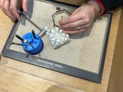 -亨吉利世界名表中心(砂之船奥莱店)