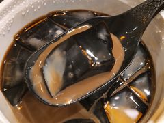 炼奶龟苓膏-吉野家(东海缤纷天地店)