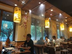 大堂-将军肚烧烤鸡手王(东岭南街店)