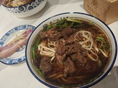 -镇南锅盖面馆(解放路店)