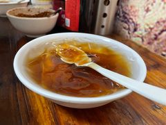 -珀玉莲花白米线店