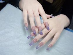 -悦指间美甲美睫