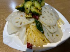 -三好食堂(煎饺·馄饨·肉饼米线·盛世广场店)