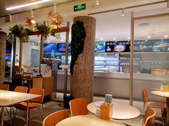 -老乡鸡(上海白玉兰广场店)
