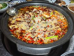 贡椒泡菜锅-小饕荟雅安贡椒鱼鲜馆(广福桥店)