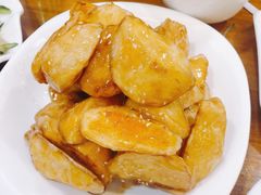 -东北四季饺子王(华山路店)