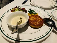 招牌蟹肉饼-Wolfgang’s Steakhouse 沃夫冈牛排馆(上海白玉兰广场店)