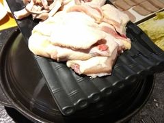 -洪氏嗨捞·广东猪肚鸡·椰子鸡火锅(西咸万象城店)