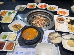 -青松馆韩国料理(香港中路佳世客店)