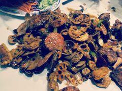 -小柒家第一锹东北菜(城关店)