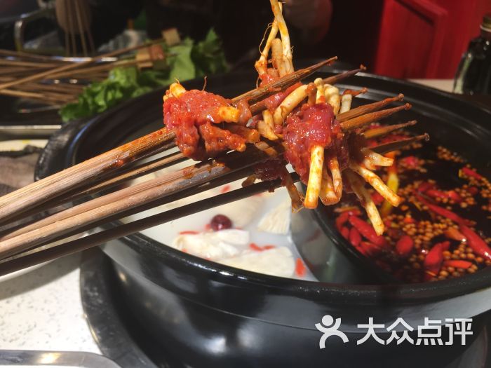 让签签飞钢管厂后门小郡肝串串香折耳根牛肉图片 - 第8张