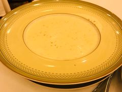 奶油松茸蘑菇汤-莫斯科餐厅