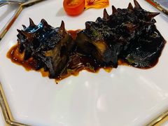 葱烧辽参-世博源公馆·本帮融合菜·主题包厢·江景餐厅