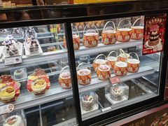 -皇冠幸福里动物奶油生日蛋糕(万达店)