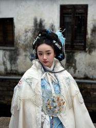 -一揽芳华汉服旗袍体验馆(拙政园店)
