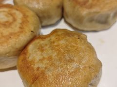 -清真吴记门钉肉饼·喜多利