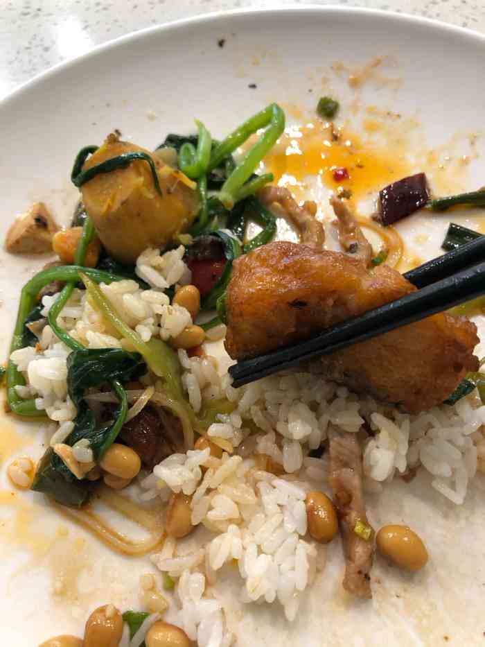 诚拾自助称菜-"店面不大,没有什么特别的装修,但是很干净.