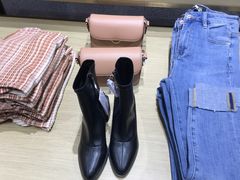 -URBAN REVIVO(济南世茂广场店)