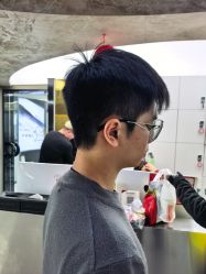 -宫铭烫发染发接发店