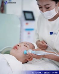 -靓芙泉专研痘痘肌