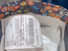 -VENCHI 闻绮(上海佛罗伦萨小镇店)