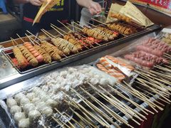 -小魏哥果仁烤面筋