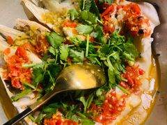 佬坛剁椒鱼头-佬麻雀·新湘菜(东方宝泰店)