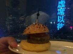 -The Penthouse酒吧