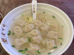 刀鱼馄饨-老半斋(福州路店)
