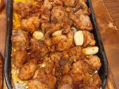 东镇老味道烤鸡块-老东镇啤酒屋海鲜加工·蒸汽海鲜·海鲜烧烤(台东店)