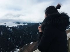 -江布拉克景区怪坡停车场