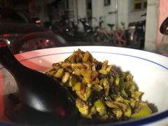 酸菜炒小笋-红旗大食堂(君悦紫园店)