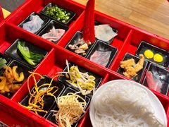 -勺子米线·云南传统小吃市集(四方街店)