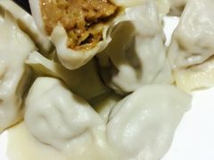-岳姥姥饺子(泺文路店)