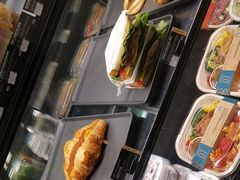 -星巴克(港汇1号办公楼店)