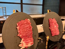 巴**肉