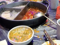 -热火朝天鲜切牛肉火锅(南强街巷店)