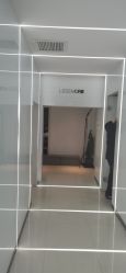 -LESSMORE科技头皮理容中心