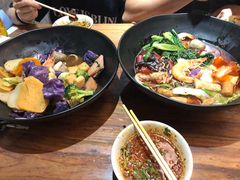 -万记麻辣烫国展总店